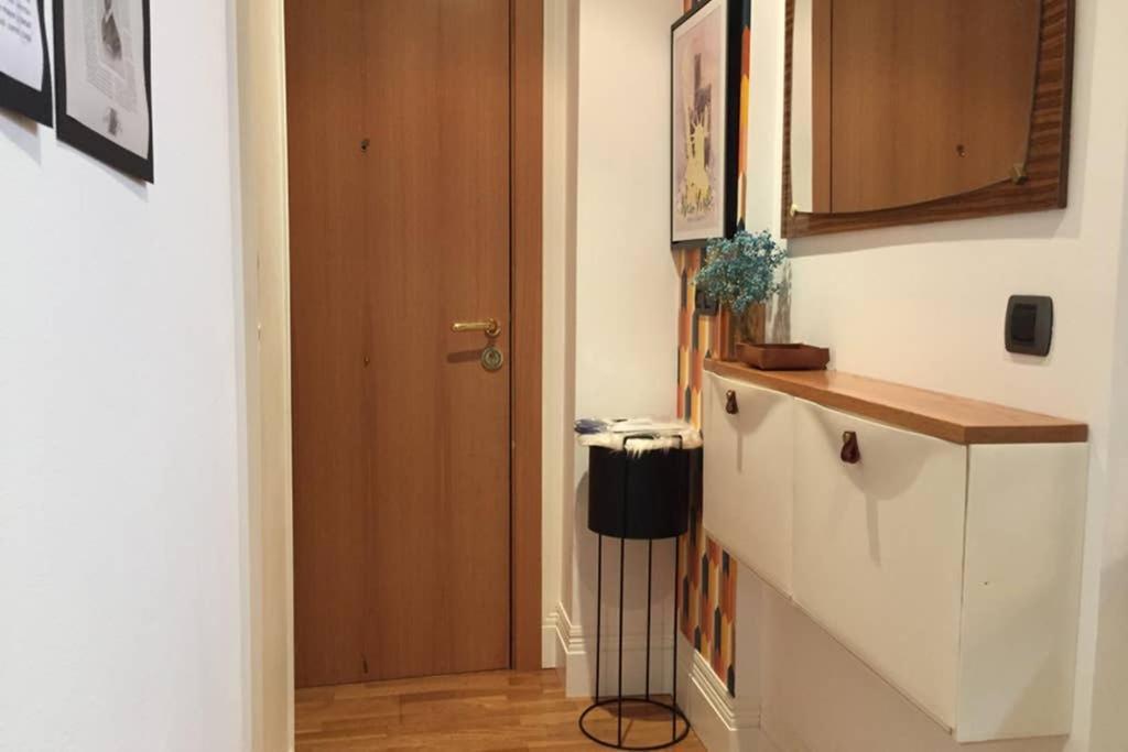 Labarta Estudio En Puerta Del Sol Con Parking Vigo Dış mekan fotoğraf
